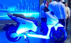 Motor Listrik Nasional Resmi Diluncurkan, Prabowo Siapkan Kredit Murah dan Tanpa DP