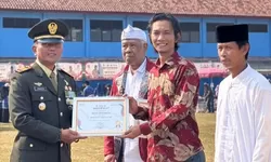 Medi Susanto Raih Penghargaan Warga Inovatif HUT ke-81 RI di Parungpanjang