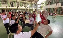 Bukan Sekadar Lomba, Semarak Kemerdekaan di SMAN 4 Cibinong Pererat Kebersamaan Guru dan Murid