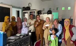 Hari Kejepit, Jaro Ade Pastikan Pelayanan Puskesmas Gunung Sindur Tetap Optimal