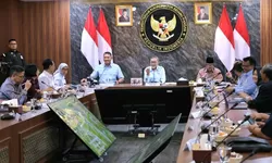 Zulhas Pimpin Rakortas MBG 2026, Rini Widyantini dan Sejumlah Menteri Bahas Tata Kelola Program