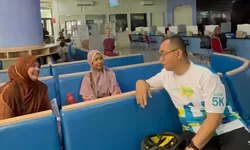 Naik Sepeda, Sekda Ajat Cek Pelayanan Disdukcapil dan Dengarkan Aspirasi Warga