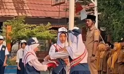 Jadi Pembina Upacara di SMPN 3 Cileungsi, Kades Pasir Angin Tekankan Disiplin dan Karakter Pelajar