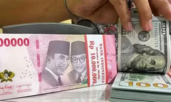 Rupiah di Bawah Tekanan, Ini Dampak Kenaikan Harga Minyak bagi Indonesia