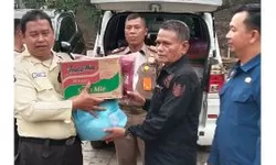 Kebakaran Enam Rumah di Cileungsi Bogor, Pemdes Dayeuh Langsung Turun Beri Bantuan