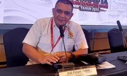 Sang Maestro Persidangan Kabupaten Bogor, Didi Furqon dan Seni Mengelola Pleno
