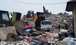 Sempat Ditutup karena Kebakaran, Pembuangan Sampah ke TPA Galuga Kembali Dibuka