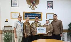 Djoko Siswanto Apresiasi PDSI dan Apexindo Dukung Renovasi Masjid di UI Depok