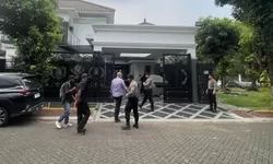 Kasus Ade Kuswara Dikembangkan, KPK Geledah Rumah Anggota Polri di Cibubur