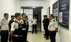 Lapas Khusus Kelas IIB Sentul Gelar Razia Gabungan dan Tes Urine
