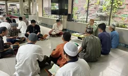 Suara Al-Qur’an Gema di Balik Jeruji: Warga Binaan Lapas Cibinong Tekuni Program Tahfiz
