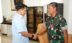 Mabes TNI Perkuat Silaturahmi dengan Sesepuh, Jenderal TNI (Purn) Dr. Moeldoko
