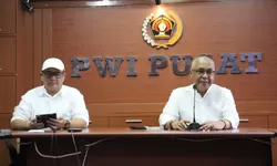PWI Pusat Sesalkan Pencabutan Kartu Liputan Istana Wartawan CNN Indonesia