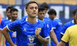 Fleksibel di Banyak Posisi, Eliano Reijnders Jadi Senjata Baru Persib Bandung