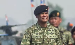 Wakil Panglima TNI Bantah Isu Pembiaran Aksi Anarkis dan Darurat Militer