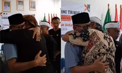 Tangis Haru Iringi Perpisahan Camat Sukamakmur Bakri Hasan di Akhir Masa Tugas
