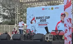 Rudy Susmanto Resmi Buka Event Bupati Cup 2025 di Stadion Pakansari