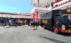 Polres Kepulauan Tanimbar Gelar Gerakan Pangan Murah, Warga Antusias Beli Beras SPHP