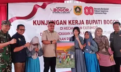 Haidia Mekar Siswa SLB Bina Sejahtera Cileungsi Bikin Terpukau Bupati Bogor saat Kunker