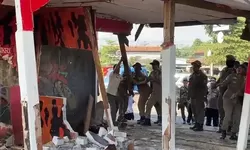 80 PKL dan 2 Pos Ormas Ditertibkan Satpol PP di Cileungsi, Bogor