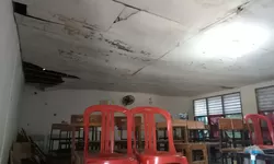 Miris! Bangunan MI Miftahul Falah di Cikeas Udik Nyaris Roboh, Prank Janji Politik Anggota Dewan
