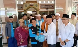 Wakil Bupati Bogor Jaro Ade Laksanakan Jum’at Keliling di Desa Cicadas, Serap Aspirasi Warga dan Pantau Kondisi Wilayah