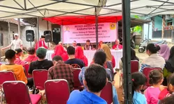 Mu’ad Khalim Serap Aspirasi Warga Tanjungsari: Fokus pada PJUTS, Drainase, dan Sekolah