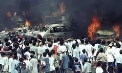 Sejarah Kelam 1998: Krisis Ekonomi, Kerusuhan, dan Reformasi