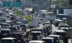 Pemkab Bogor Bentuk Tim Khusus Atasi Kemacetan Jalur Puncak, Fokus Pelebaran Jalan dan Penertiban Bangunan Liar