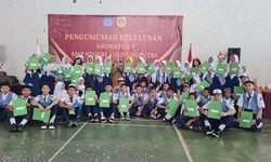 Lebih Dari 230 Siswa SMPN 4 Gunung Putri Lulus 100 Persen, Ini Kata Orang Tua