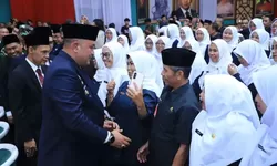 329 Kepala Sekolah SD dan SMP Dilantik, Bupati Bogor Rudy Susmanto: Didik Anak-Anak dengan Hati