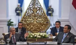 Bill Gates Pilih Indonesia Jadi Lokasi Uji Coba Vaksin TBC: Komitmen Global untuk Atasi Tuberkulosis