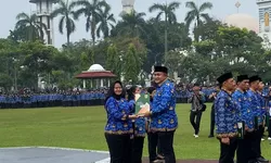 Bupati Bogor Lantik Ribuan CPNS dan PPPK