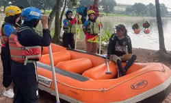 Cetak Atlet Muda! Gemawana dan GP Rafting Gelar Pelatihan Arung Jeram di Rawa Jejed