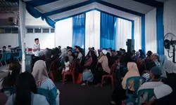 Kepala Lapas Cibinong Sambut Kunjungan Keluarga Warga Binaan di Hari Raya Idulfitri