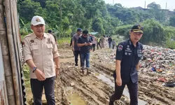 DLH Kabupaten Bogor Tindaklanjuti Aduan Terkait Pengelolaan Sampah Ilegal Desa Wanaherang