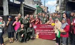 Unhan RI dan Senat Mahasiswa Salurkan Bantuan untuk Korban Banjir di Bekasi