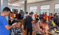 Jumat Berkah: Lapas Kotaagung Gelar Cukur Gratis untuk Warga Binaan