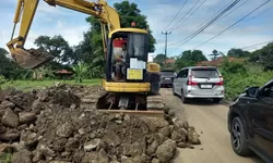 Jalan Pahae-Pasir Peuteuy di Mekarwangi Mulai Diperbaiki, Fokus Tingkatkan Kualitas Infrastruktur