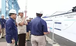 Menteri Pertahanan Pantau Fregat Merah Putih: Simbol Kebangkitan Industri Pertahanan Indonesia