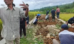 Pemdes Wargajaya Betonisasi Jalan Kampung Jogjogan, Tingkatkan Akses Warga dan Petani