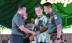 Juara 2, Jenderal Maruli Anugerahkan Kampung Pancasila 2024 Desa Gunung Putri Kategori Wanra
