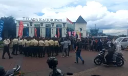 Sengketa Lahan di Telaga Kahuripan: Warga Unjuk Rasa, Tuntut Keadilan dan Transparansi