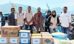 Amanah Lewo Salurkan Bantuan Tahap Kedua untuk Korban Erupsi Gunung Lewotobi