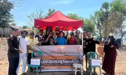 Komunitas Muda Amanah Lewo Salurkan Bantuan untuk Korban Erupsi Gunung Lewotobi Lakilaki 