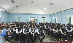 160 Pengawas TPS jadi Garda Terdepan Pengawasan di Kecamatan Klapanunggal telah dilantik