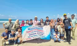 Family Gathering Aktualita Mediatama Group di Pantai Citepus Sukabumi, Tingkatkan Kebersamaan 