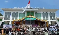 Camat Sukamakmur Pimpin Upacara Hari Santri Nasional 2024 TingkatKecamatan, Dorong Santri Jadi Pemimpin Bangsa
