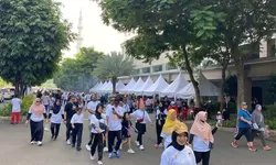 Jalan Santai di Gunung Putri Tingkatkan Partisipasi Warga dalam Pilkada 2024