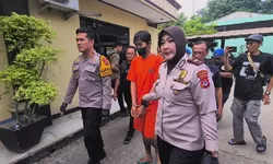 Motif Pelaku Pencongkelan Mata Gunung Putri Bogor : Istri Saya di Pukul Menggunakan Botol